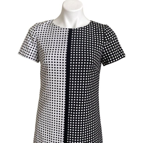Betsey Johnson Checkered Black & White Short Sleeve Dress, Women's Size 6 - Picture 3 of 11